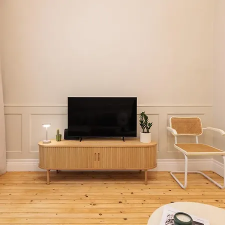 Cittadella - 2br - The White Tower Apartament *